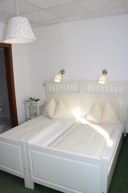 Hotel Gasthof Kasino Villach Oda fotoğraf