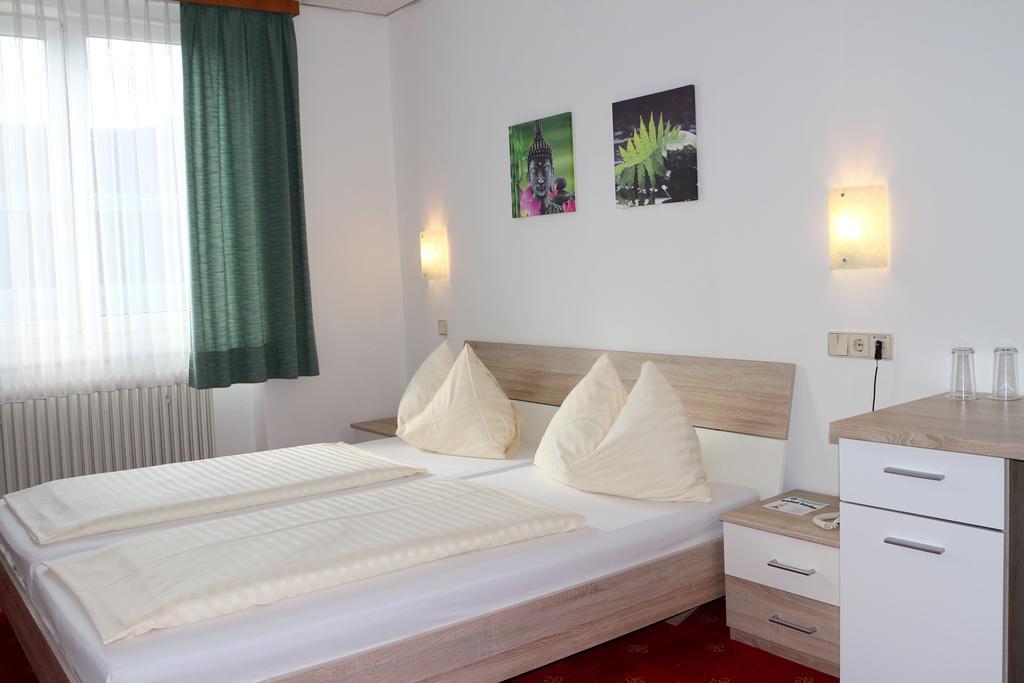 Hotel Gasthof Kasino Villach Oda fotoğraf
