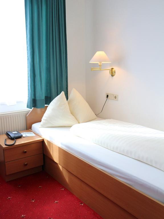 Hotel Gasthof Kasino Villach Oda fotoğraf