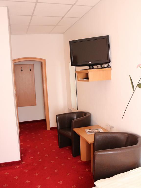 Hotel Gasthof Kasino Villach Oda fotoğraf